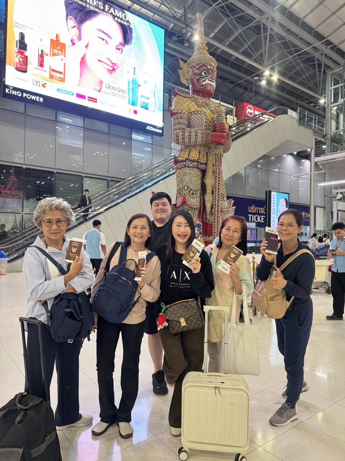 รีวิว กรุ๊ป 11-18.3.25 8 วัน 7 คืน ญี่ปุ่น
นาโกย่า มิเอะ โทบะ ชิราคาวาโกะ ทาคายาม่า