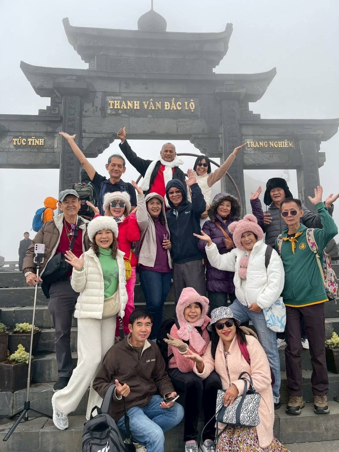 รีวิว กรุ๊ป 28-31.3.25 4 วัน 3 คืน
เวียดนามเหนือซาปา ฮานอย ฟานซิปัน